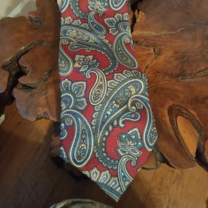 Boston Trader Paisley Tie
